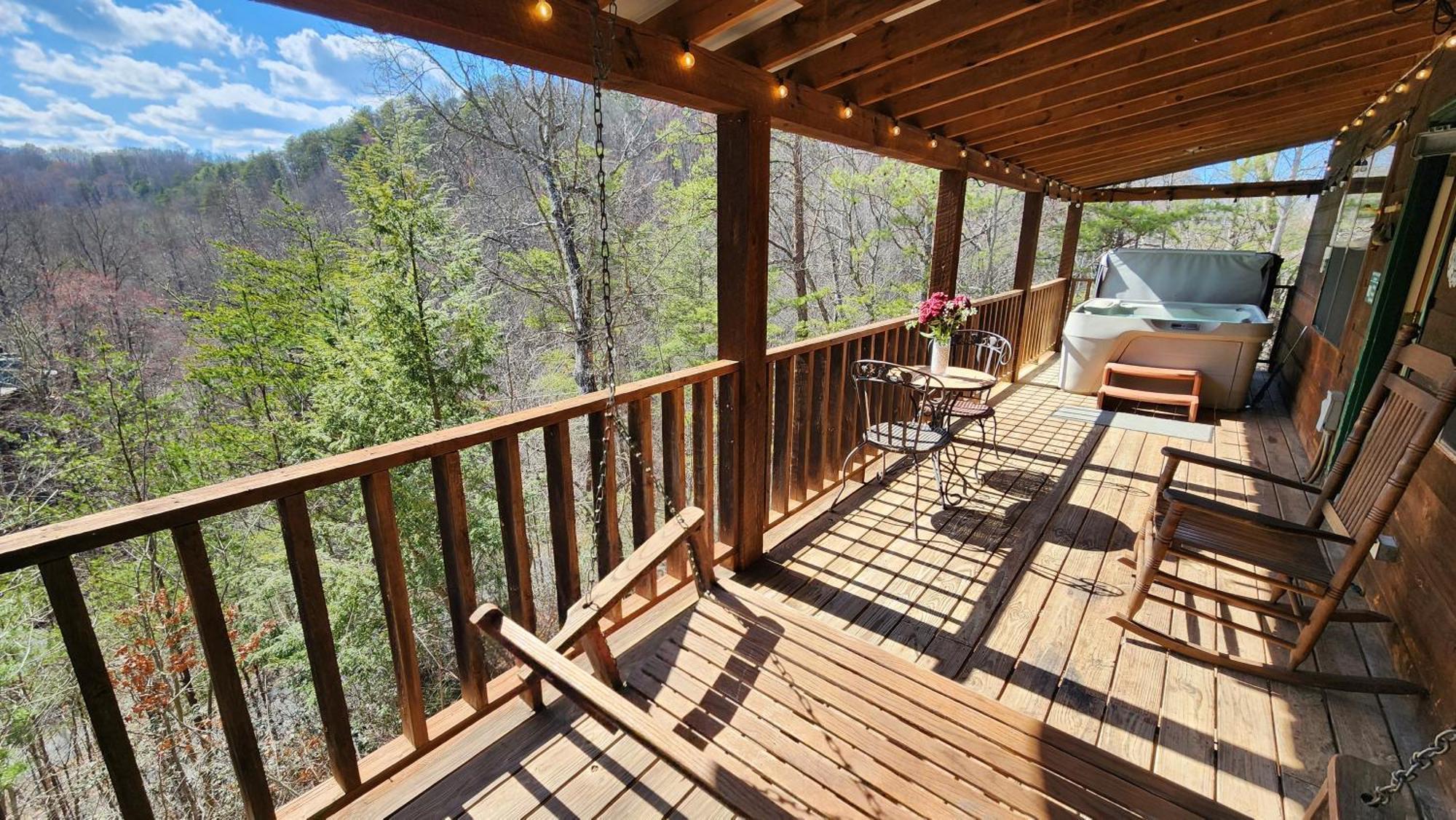 Little Cabin All To Yourself Сивиървил Екстериор снимка