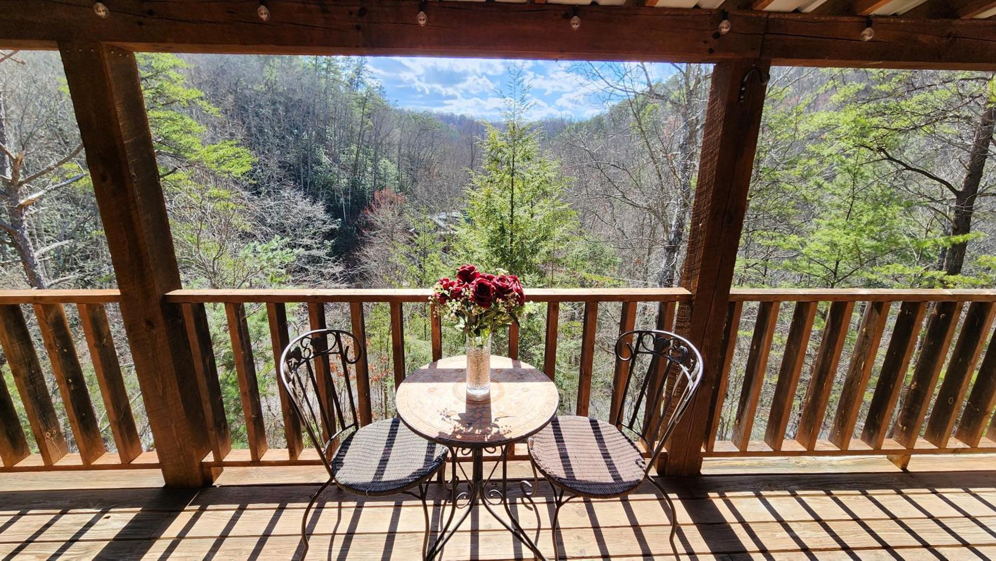 Little Cabin All To Yourself Сивиървил Екстериор снимка